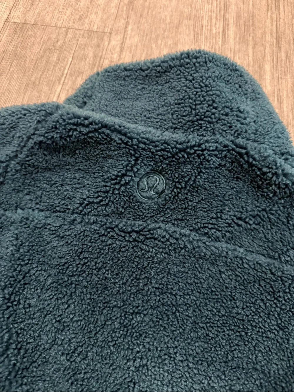 Lululemon Scuba Oversized Cropped Fleece Funnel Neck